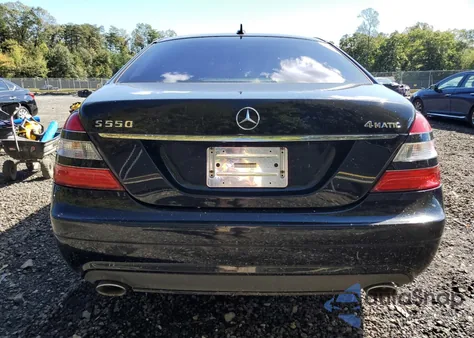 2009 Mercedes-Benz S 550 4Matic из США, поврежденный, VIN WDDNG86X29A266251